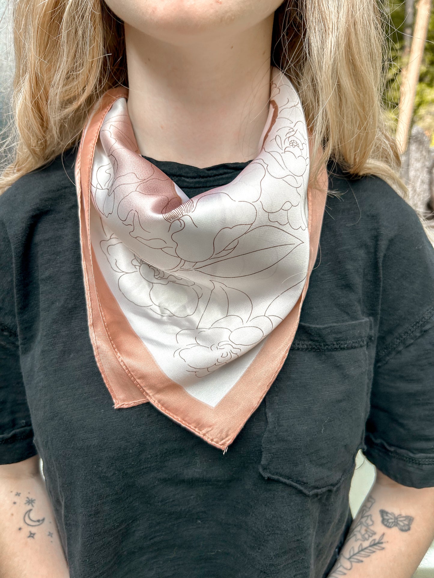 Rose Wild Rag